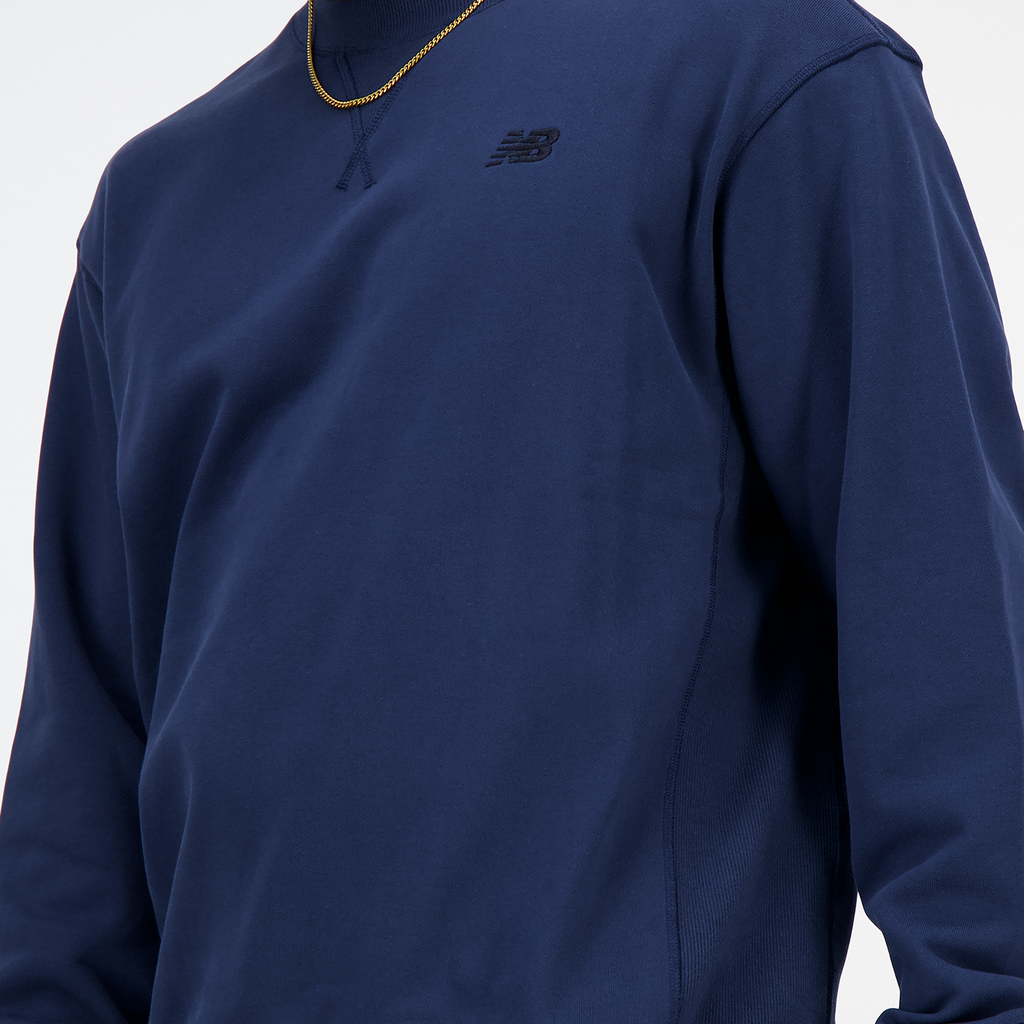 New Balance NB Athletics French Terry Crew in BLAU