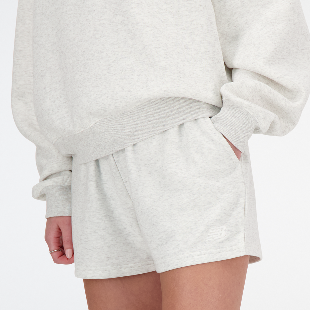 New Balance W Sport Essentials French Terry Short in GRAU