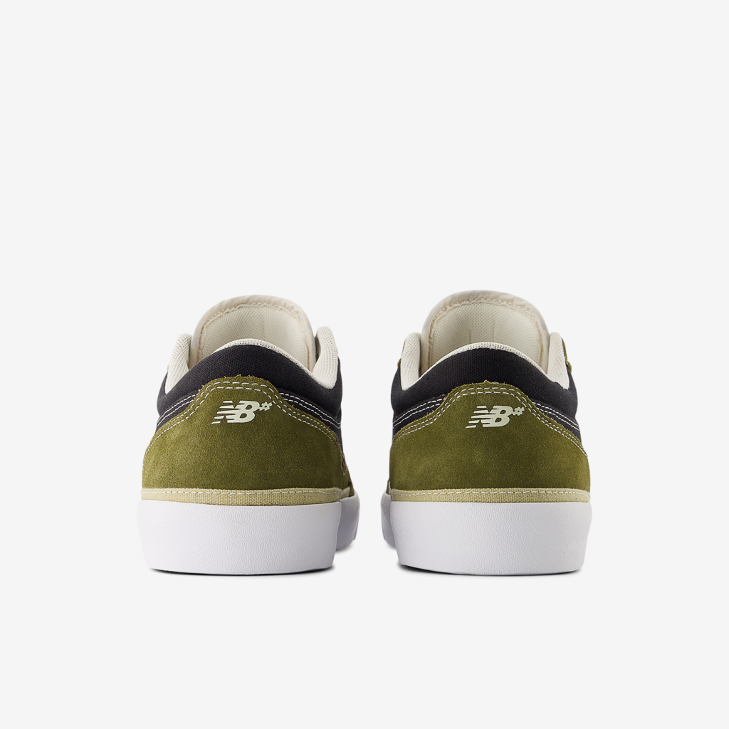 New Balance M Numeric 417 Franky Villani Skateboardschuhe in BRAUN