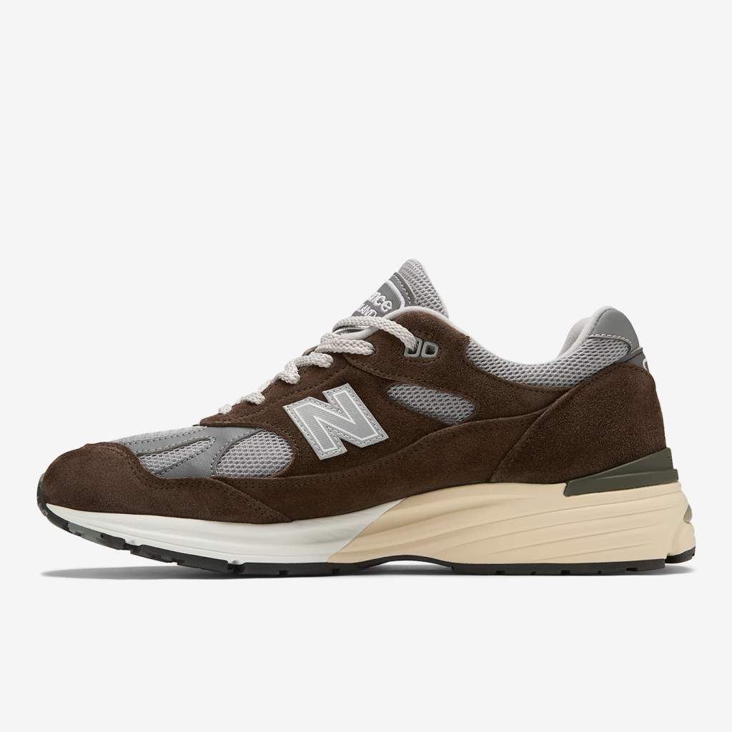 New Balance M 991v2 Made in UK Elevated Essentials Freizeitschuhe in BRAUN