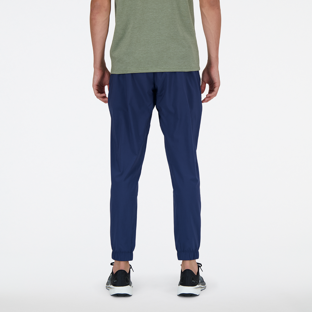 New Balance New Balance Active Woven Jogger in BLAU