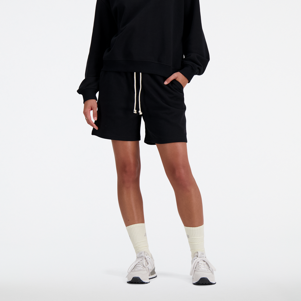 New Balance W NB Athletics French Terry Short in SCHWARZ