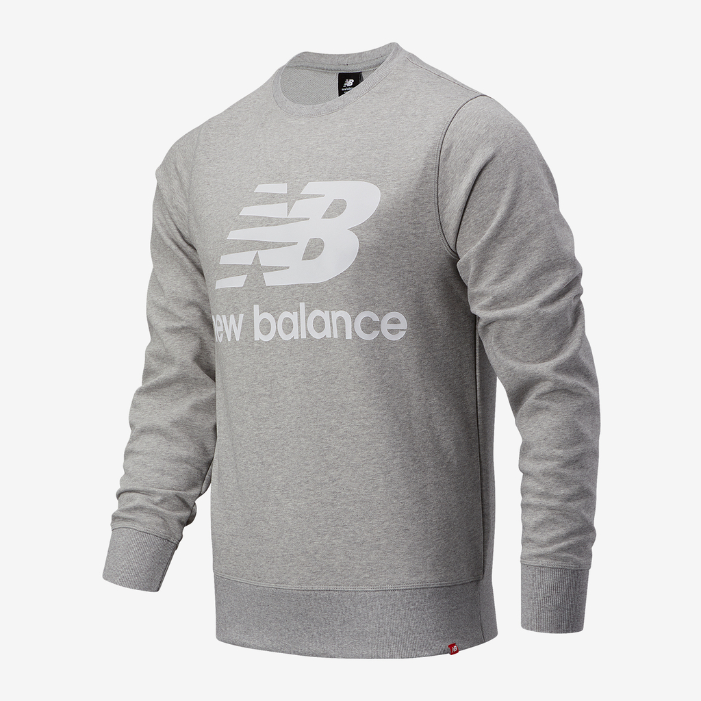 New Balance Essentials Stacked Logo Crew in GRAU