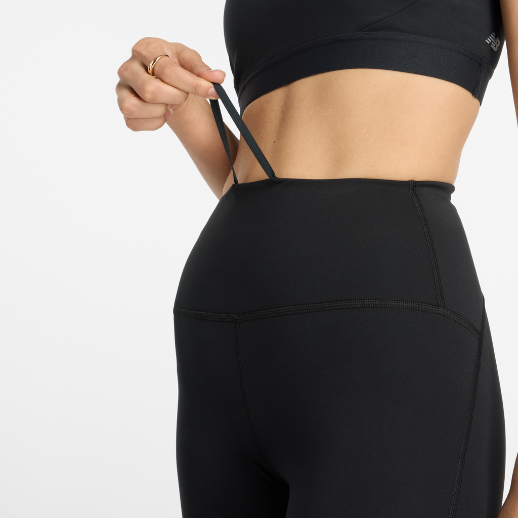 New Balance W Athletics Heat High Rise Legging 27" in SCHWARZ