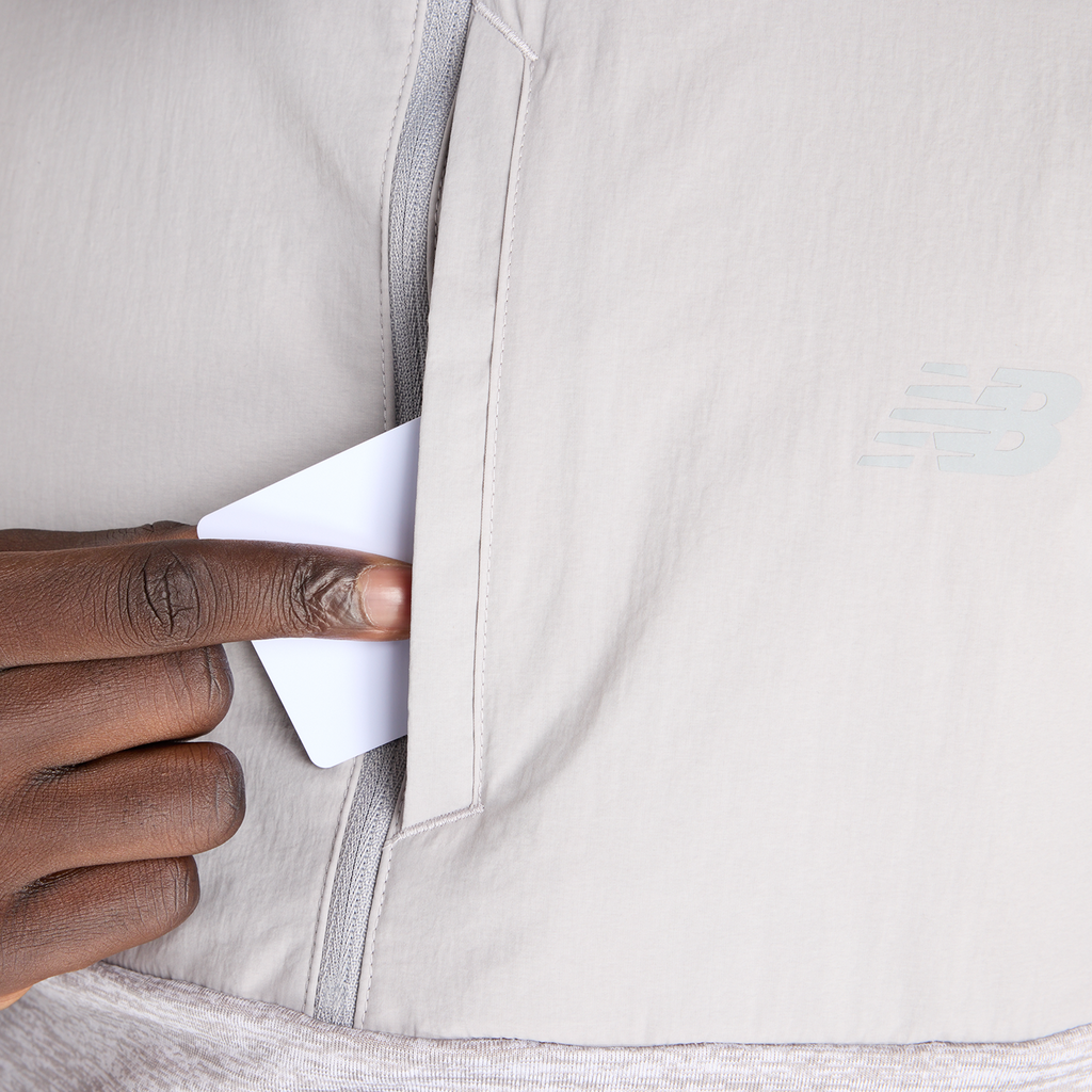 New Balance Athletics Heat Grid 1/2 Zip in GRAU