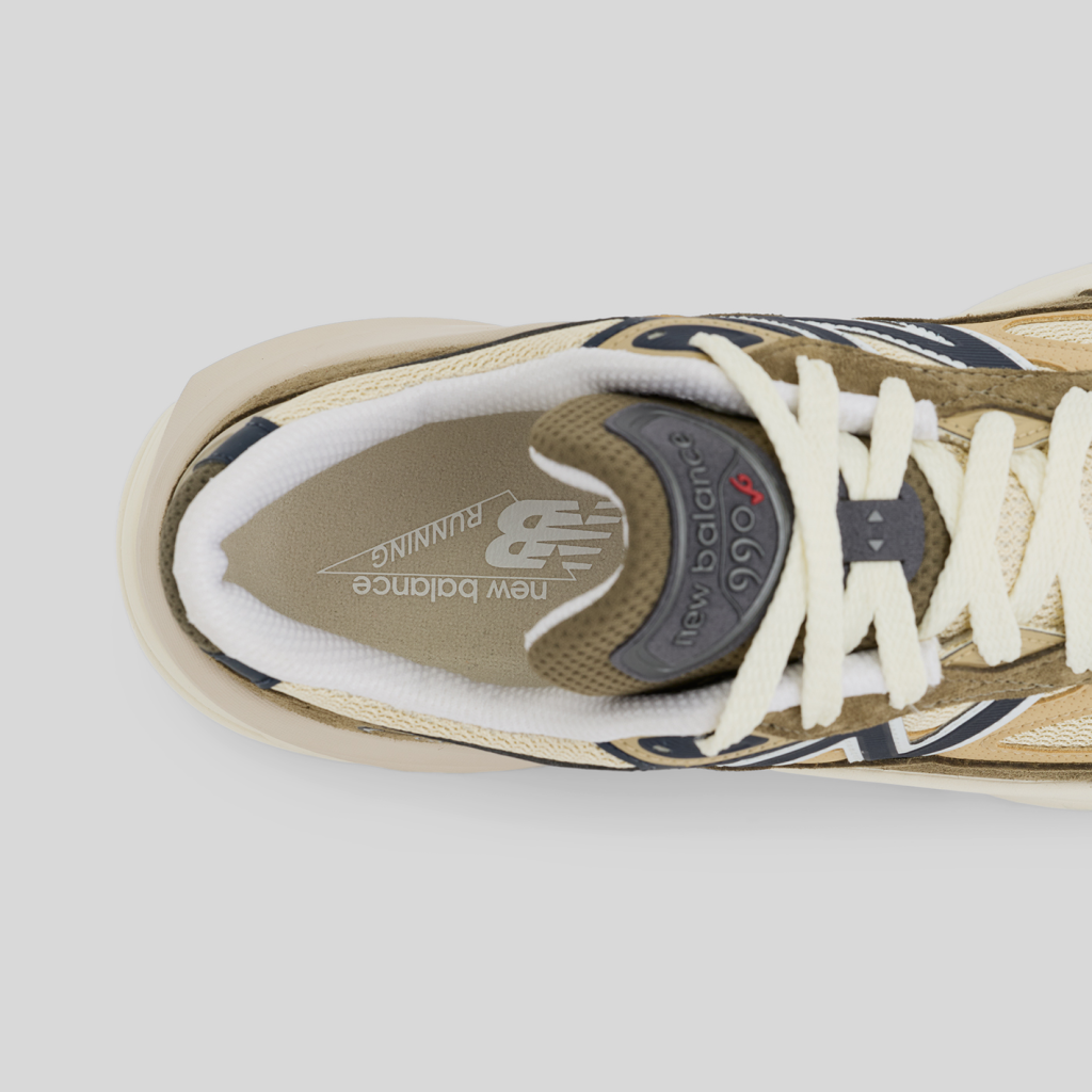 New Balance U 990 v6 Made in USA in GRÜN