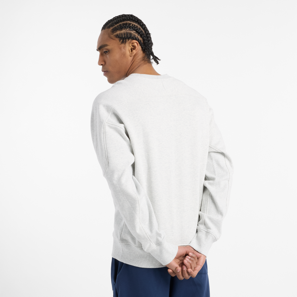 New Balance Varsity French Terry Graphic Crew in GRAU