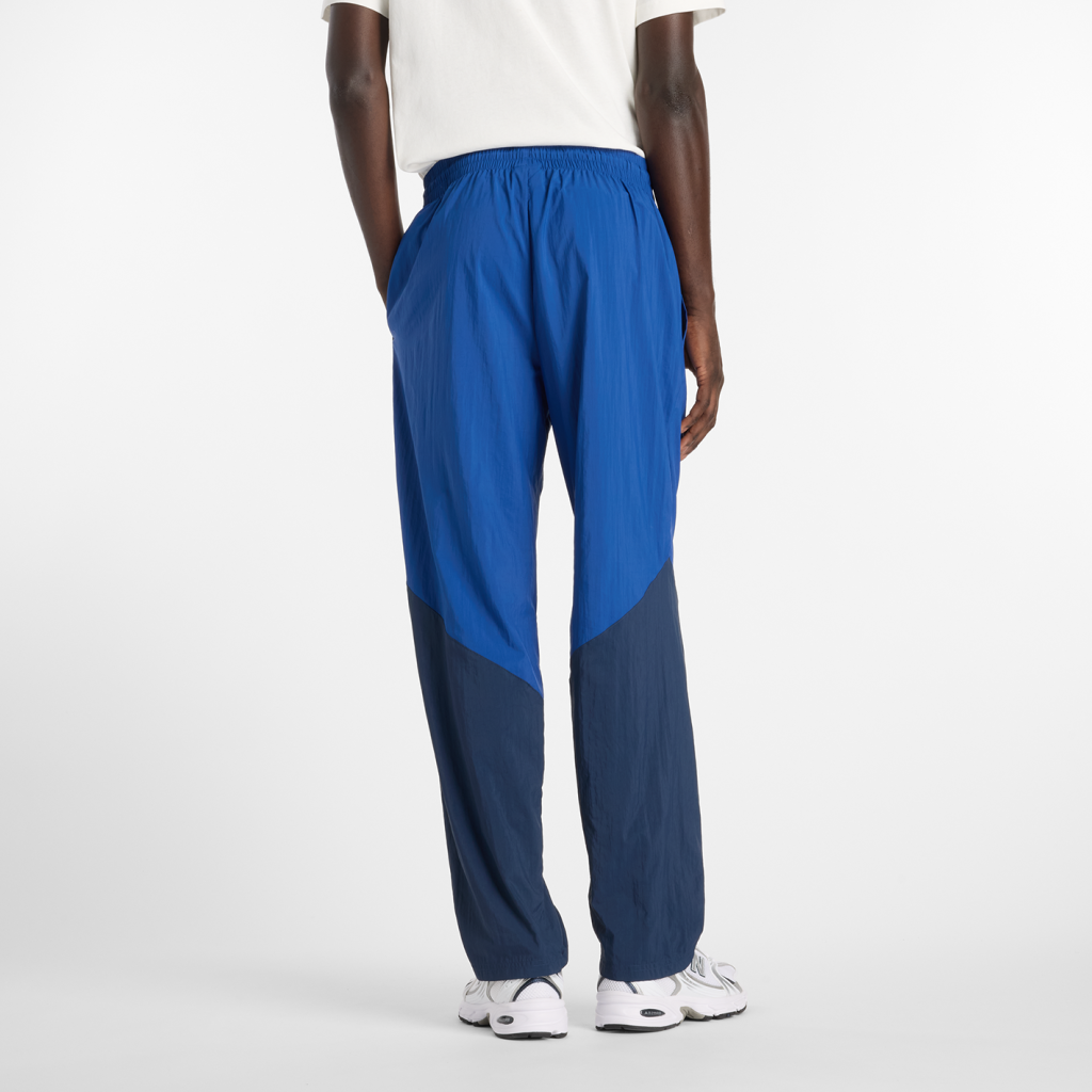 New Balance Sport Legacy Pant in BLAU