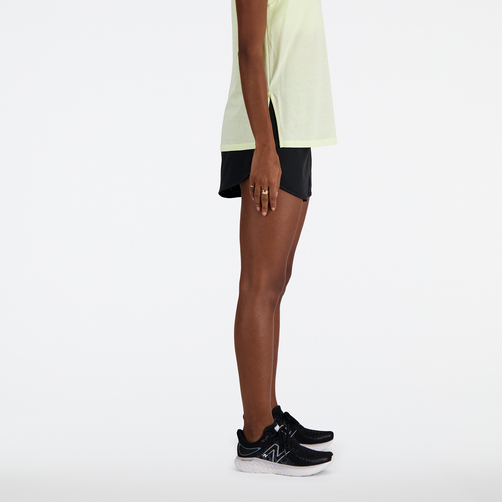 New Balance W NB Athletics Mesh Short in SCHWARZ