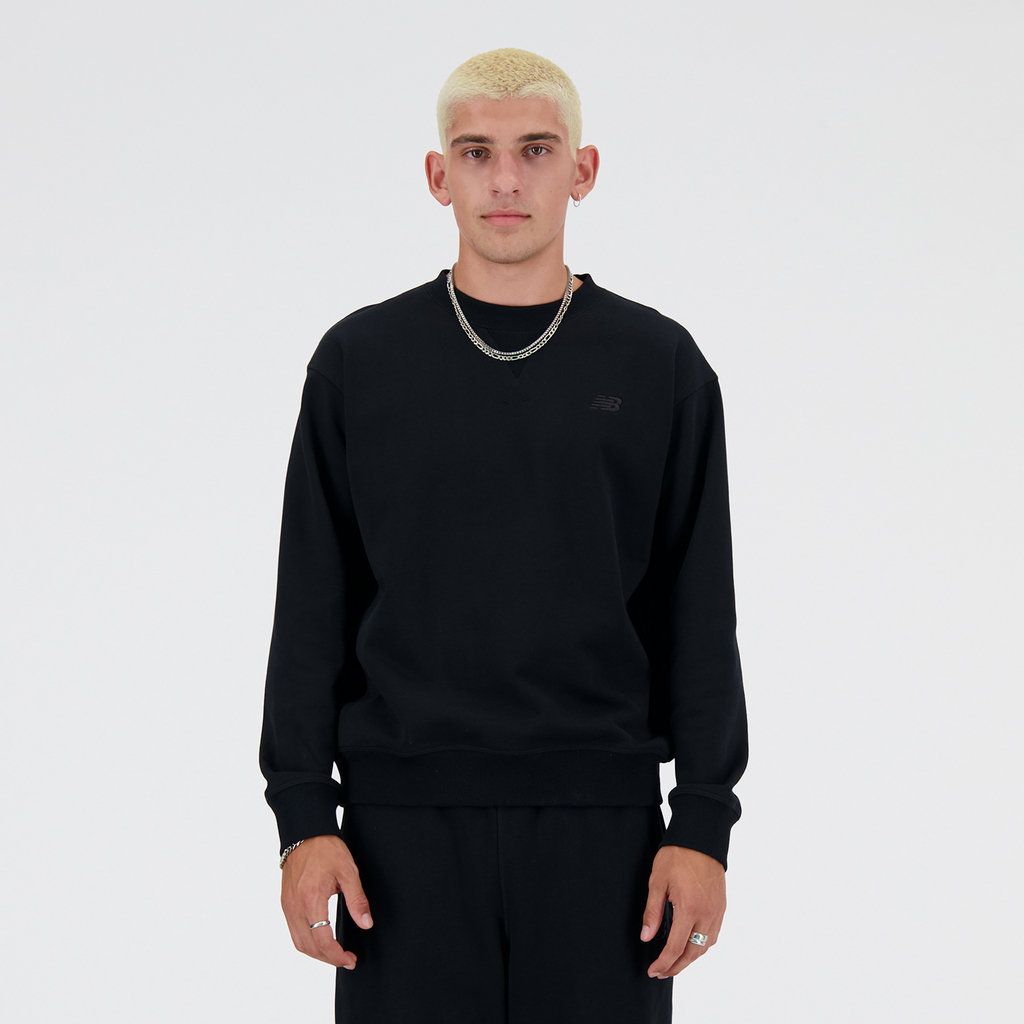 New Balance NB Athletics French Terry Crew in SCHWARZ