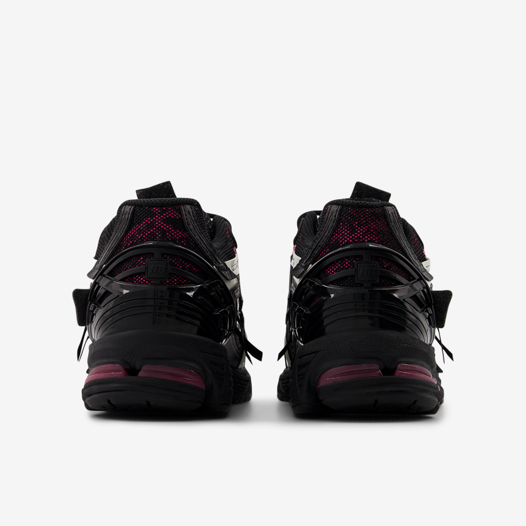 New Balance U 1906 Deconstructed Freizeitschuhe in SCHWARZ