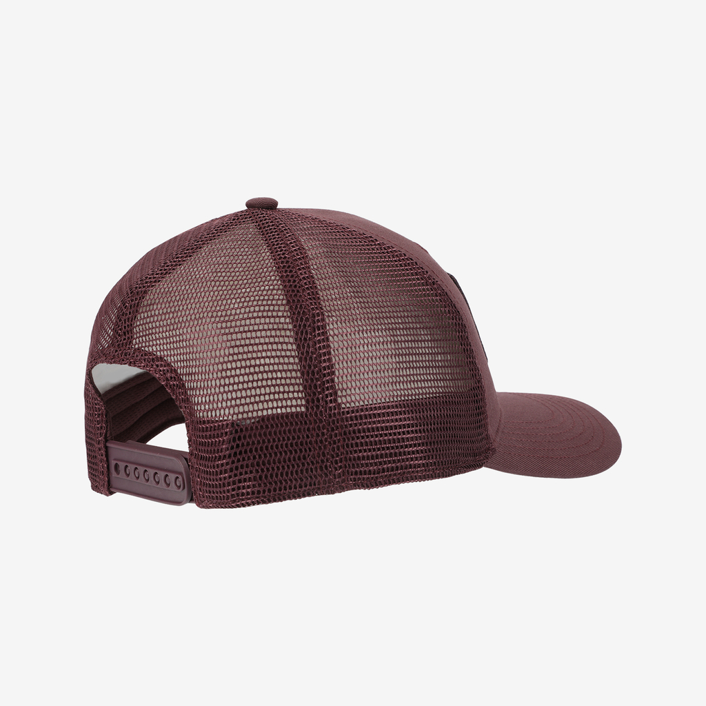 New Balance Stacked Patch Logo Trucker in VIOLETT