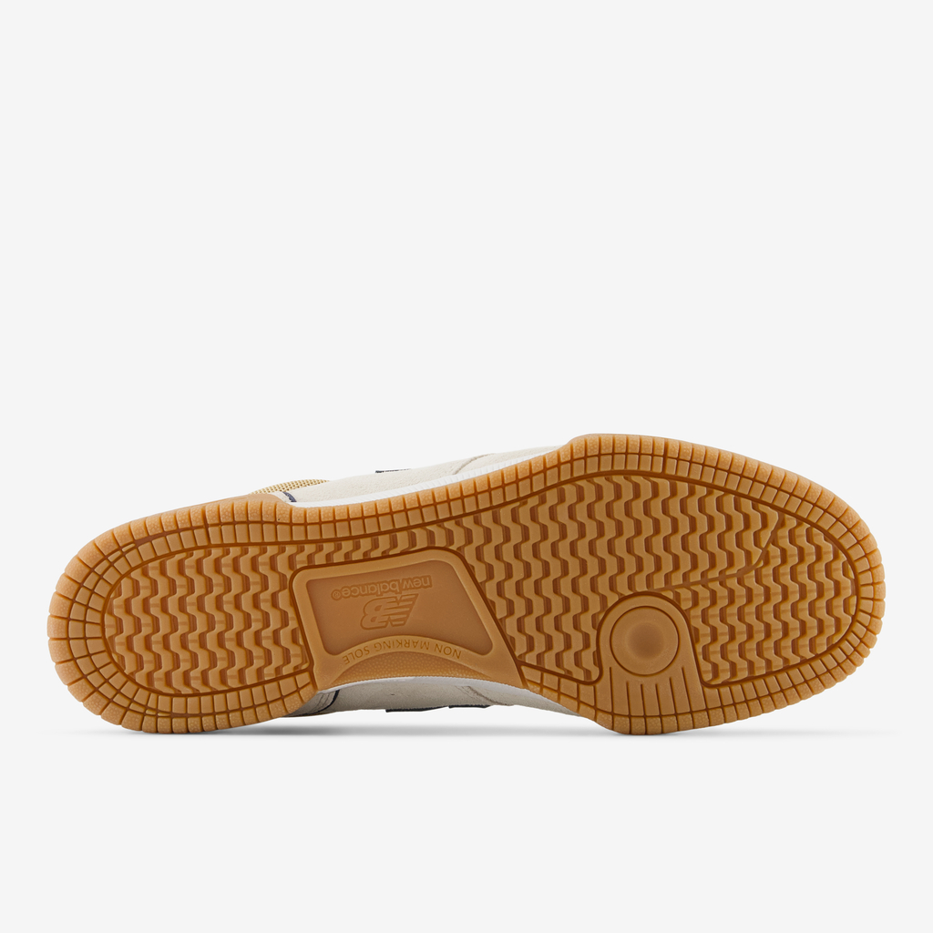 New Balance M 600 Tom Knox Skateboardschuhe in BEIGE