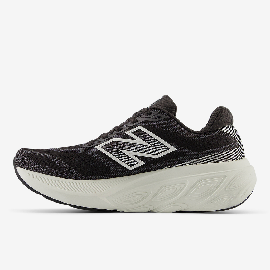 New Balance W 880 v15 Laufschuhe in SCHWARZ