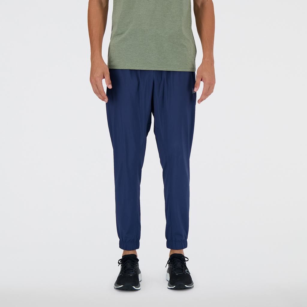 New Balance New Balance Active Woven Jogger in BLAU