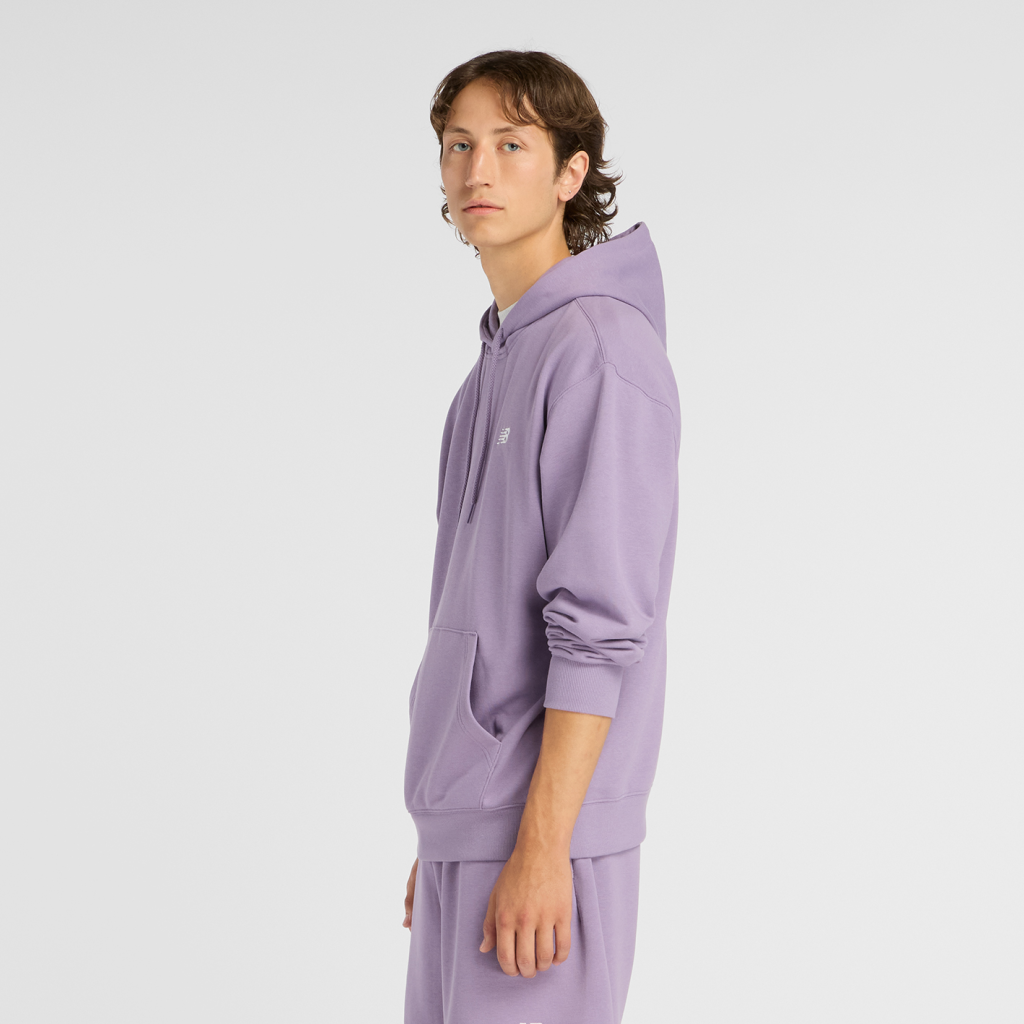 New Balance Sport Essentials Small Logo French Terry Hoodie in VIOLETT