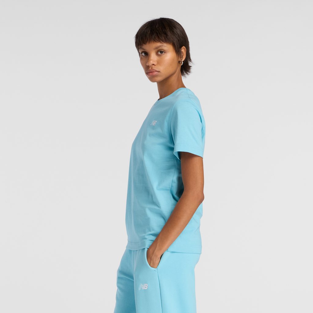 New Balance W New Balance Jersey Small Logo T-Shirt in BLAU
