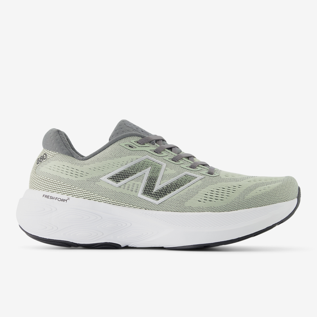 New Balance M880M15 Fresh Foam X 880 v15 Laufschuhe in GRÜN