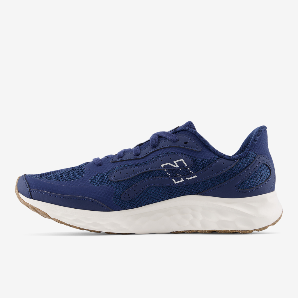 New Balance M Arishi v4 Laufschuhe in BLAU