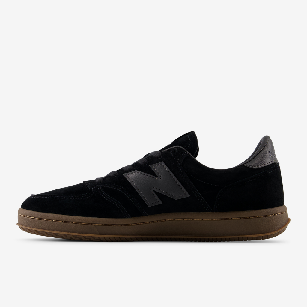 New Balance U T500 Fall Essentials Freizeitschuhe in SCHWARZ