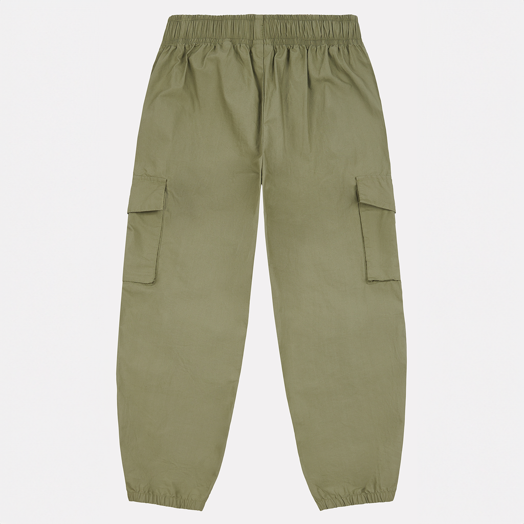 New Balance G NB Premium Cargo Pant in GRÜN