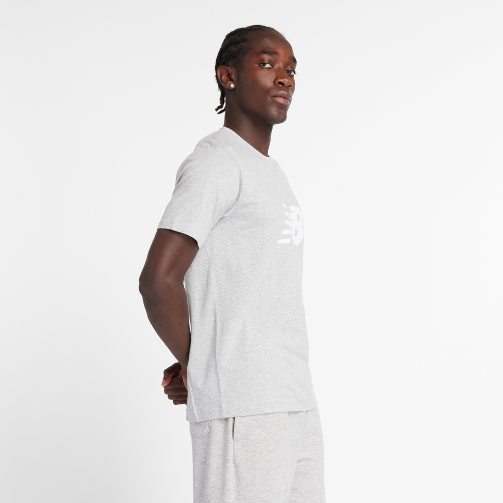 New Balance Sport Jersey Logo T-Shirt in GRAU