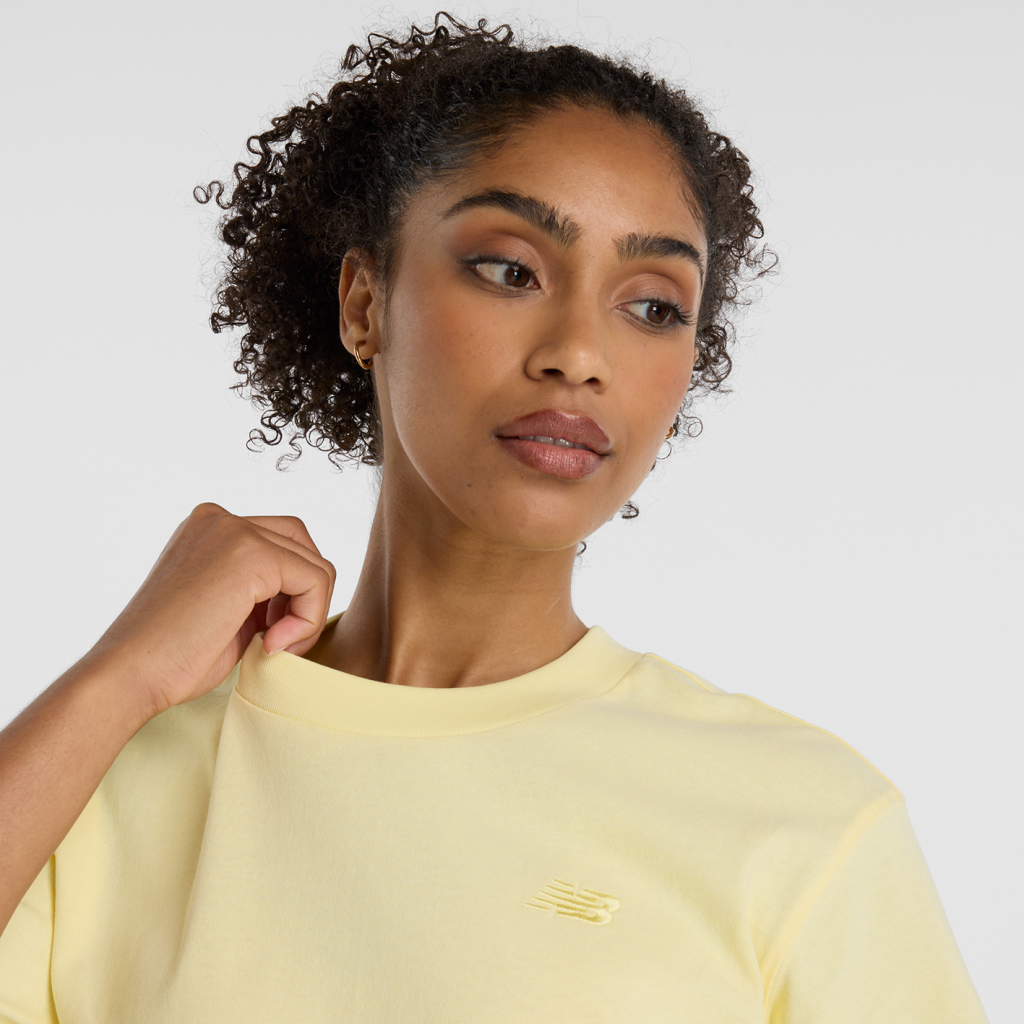 New Balance W NB Athletics Jersey T-Shirt in GELB