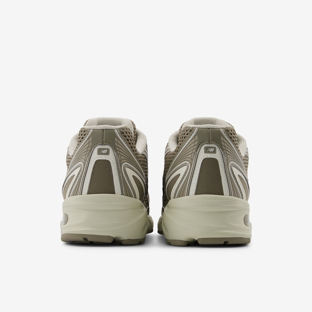 New Balance U 740 Pastel Freizeitschuhe in LEER