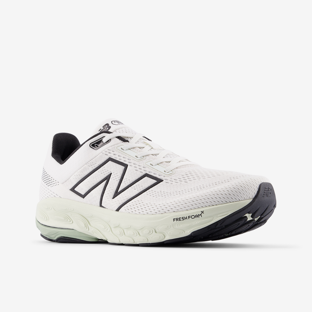 New Balance M 860 v14 Laufschuhe in WEISS