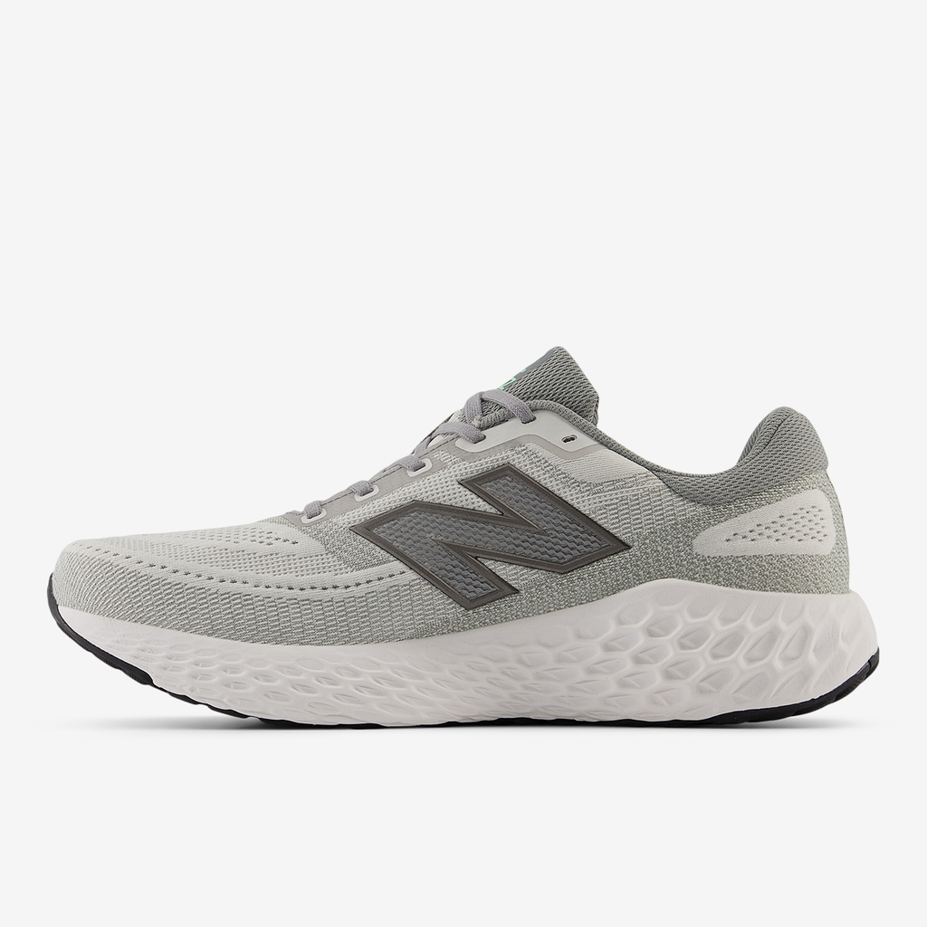 New Balance M Evoz v4 Laufschuhe in GRAU