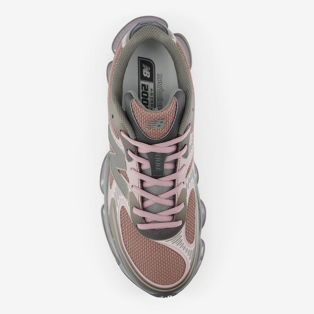 New Balance U 2000 Catwalk Freizeitschuhe in VIOLETT