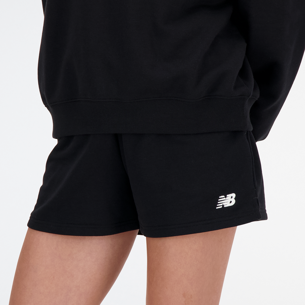 New Balance W Sport Essentials French Terry Short in SCHWARZ