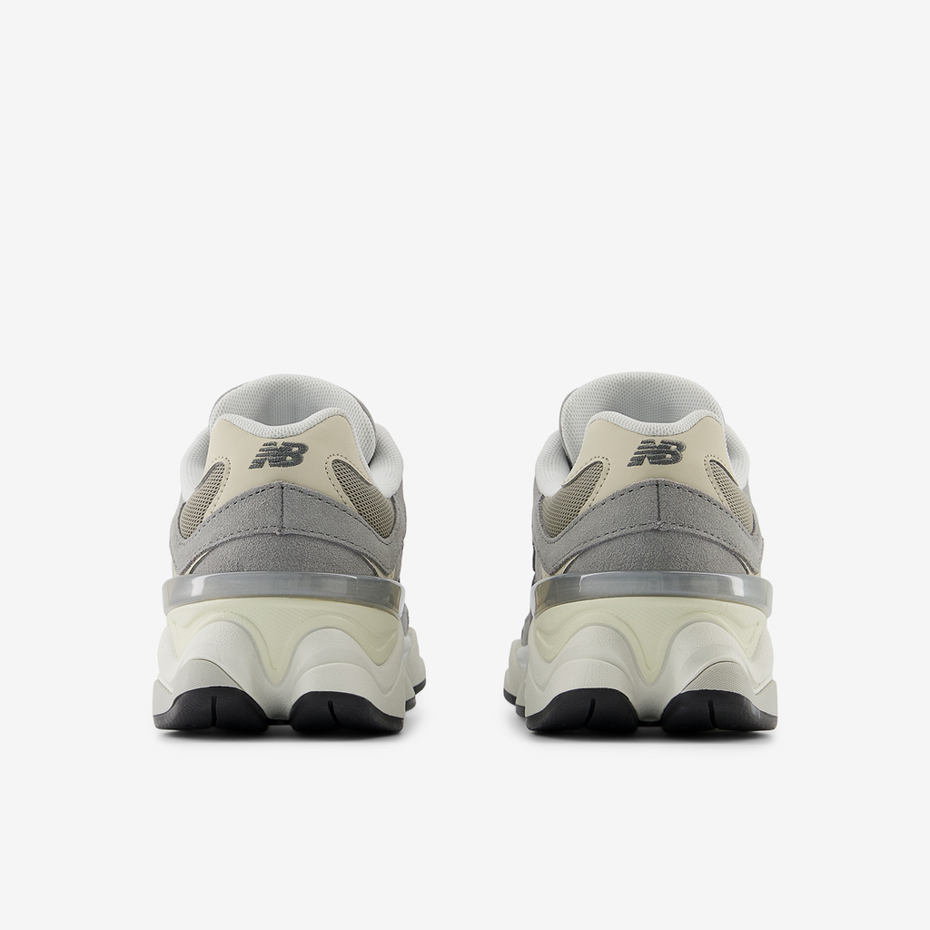 New Balance G 9060 Freizeitschuhe in GRAU