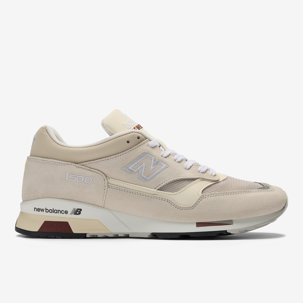 New Balance M 1500 Made in UK Elevated Essentials Freizeitschuhe in GRAU