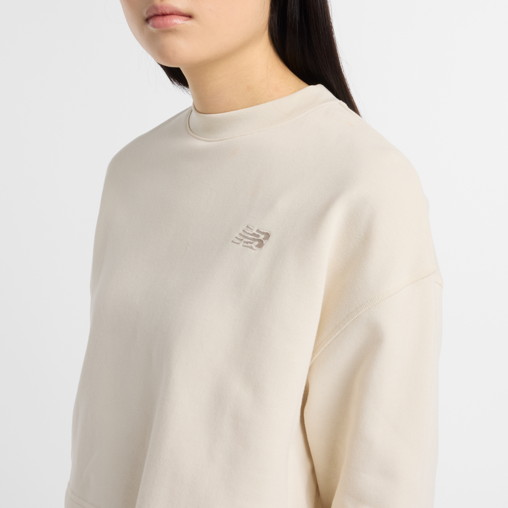 New Balance Coastal Fleece Crew in BEIGE