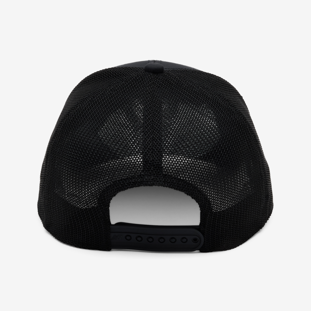 New Balance '47 Brrr Trucker in SCHWARZ