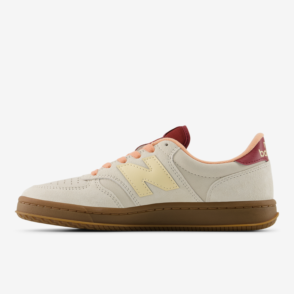 New Balance U T500 Autumn Moon Freizeitschuhe in BEIGE