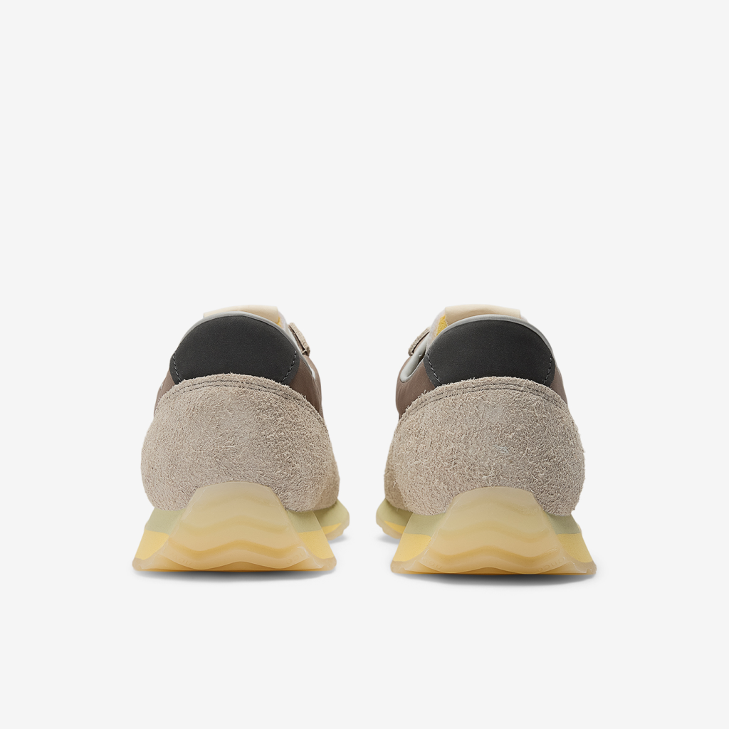 New Balance U 471 Grey Days Freizeitschuhe in BEIGE