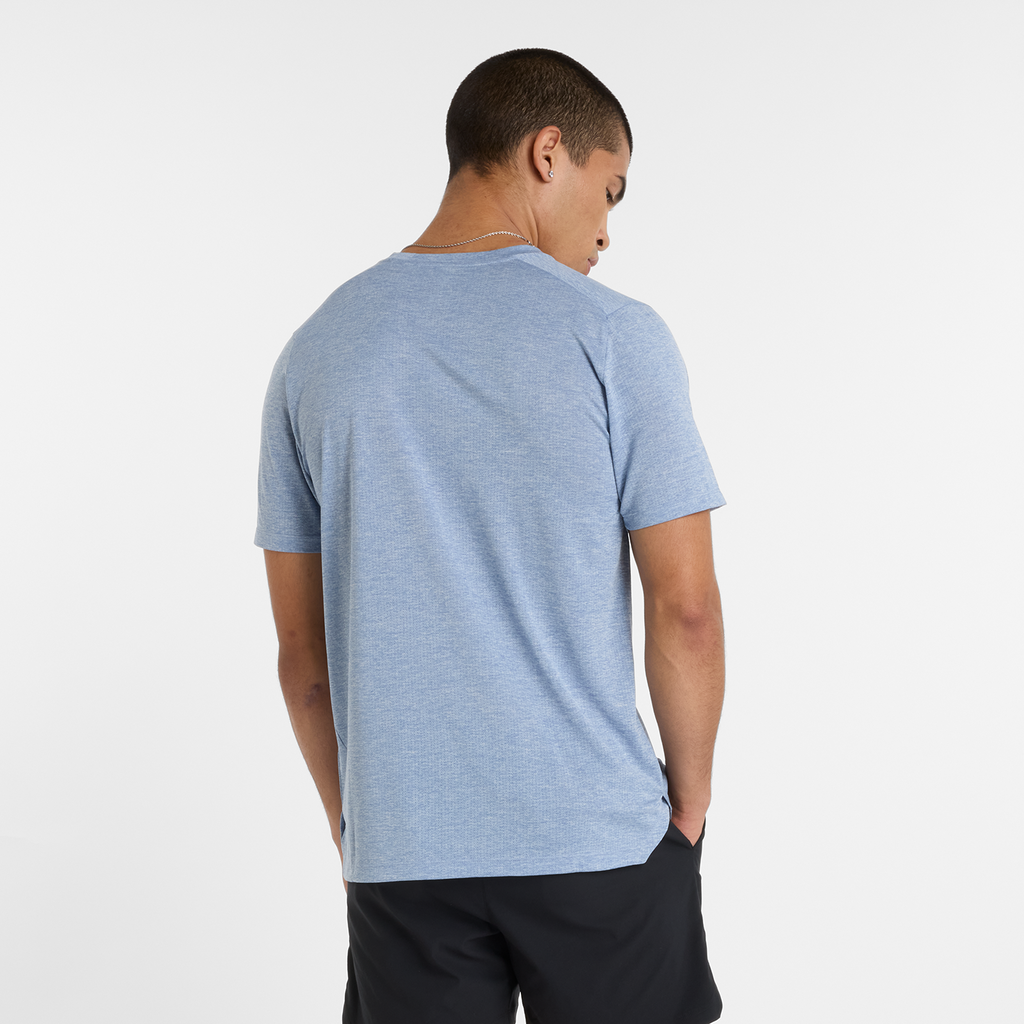 New Balance NB Athletics Run T-Shirt in BLAU