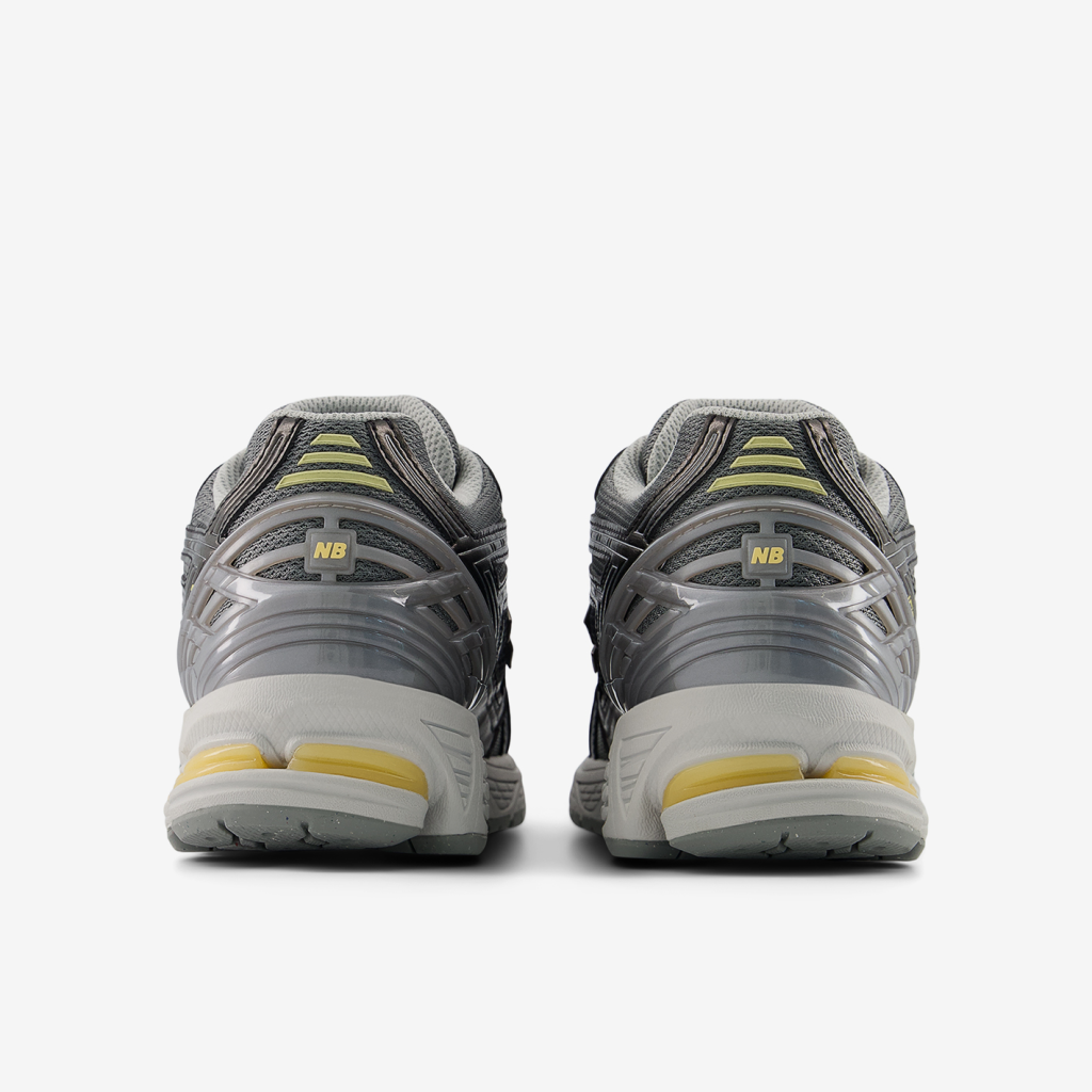 New Balance U 1906R Sport Essentials Freizeitschuhe in GRAU