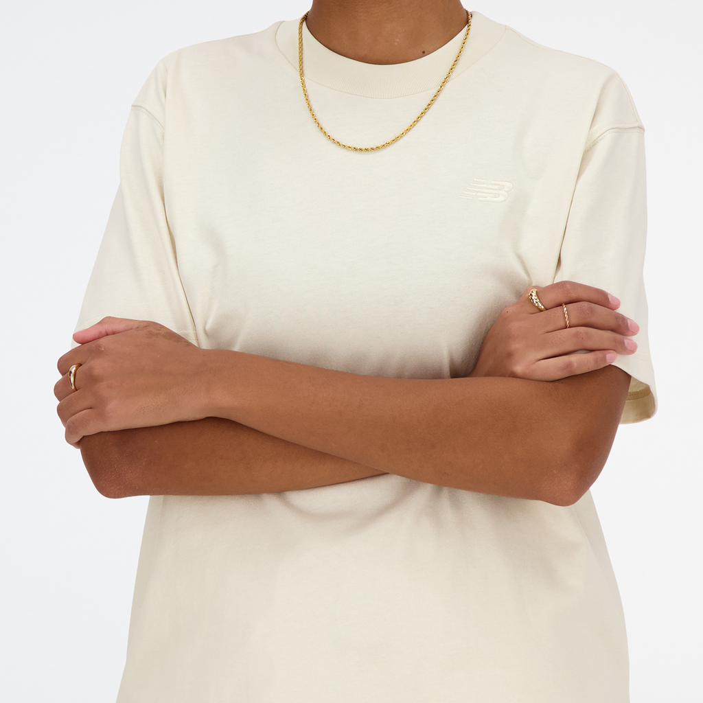 New Balance W NB Athletics Jersey T-Shirt in BEIGE