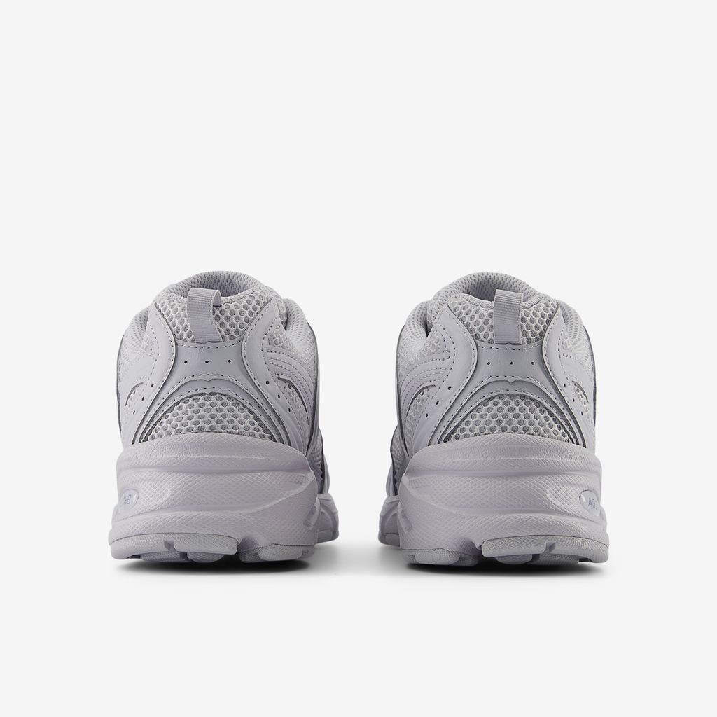 New Balance U 530 Tonal Luxe Freizeitschuhe in GRAU