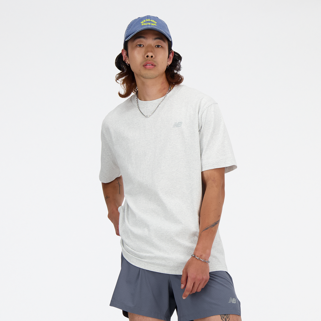 New Balance NB Athletics Cotton T-Shirt in GRAU