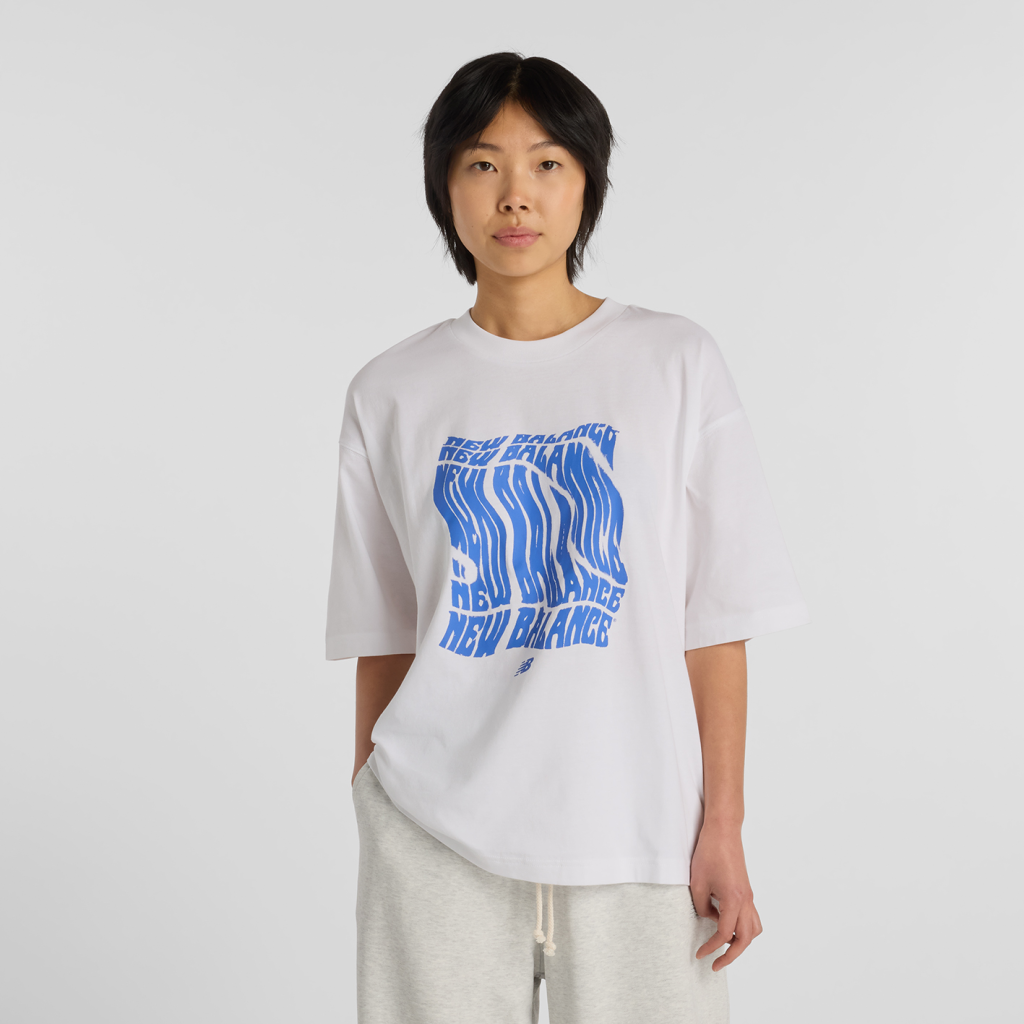 New Balance W Wavey Relaxed T-Shirt in WEISS
