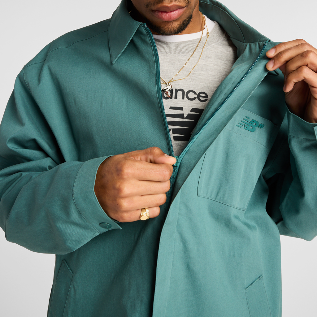 New Balance Numeric Coaches Twill Jacket in GRÜN