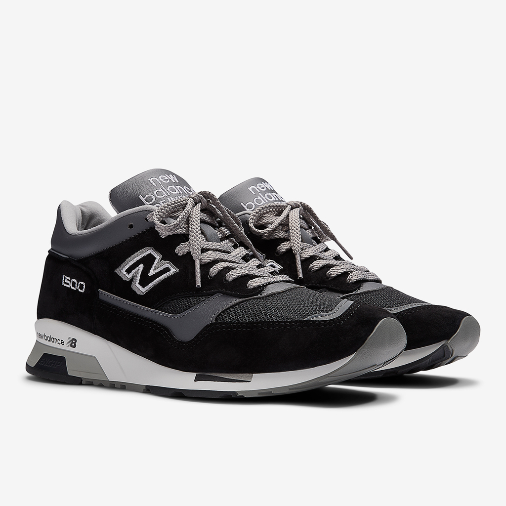 New Balance M 1500 Made in UK Freizeitschuhe in SCHWARZ