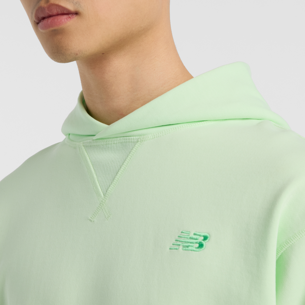 New Balance NB Athletics French Terry Hoodie in GRÜN
