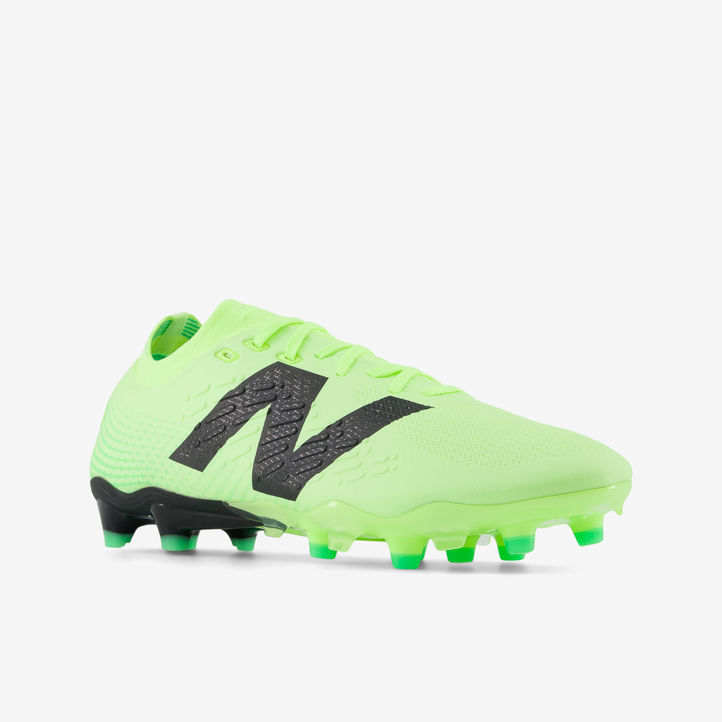 New Balance M Tekela Low Pro FG v4 EURO 2024 Nockenschuhe in GRÜN