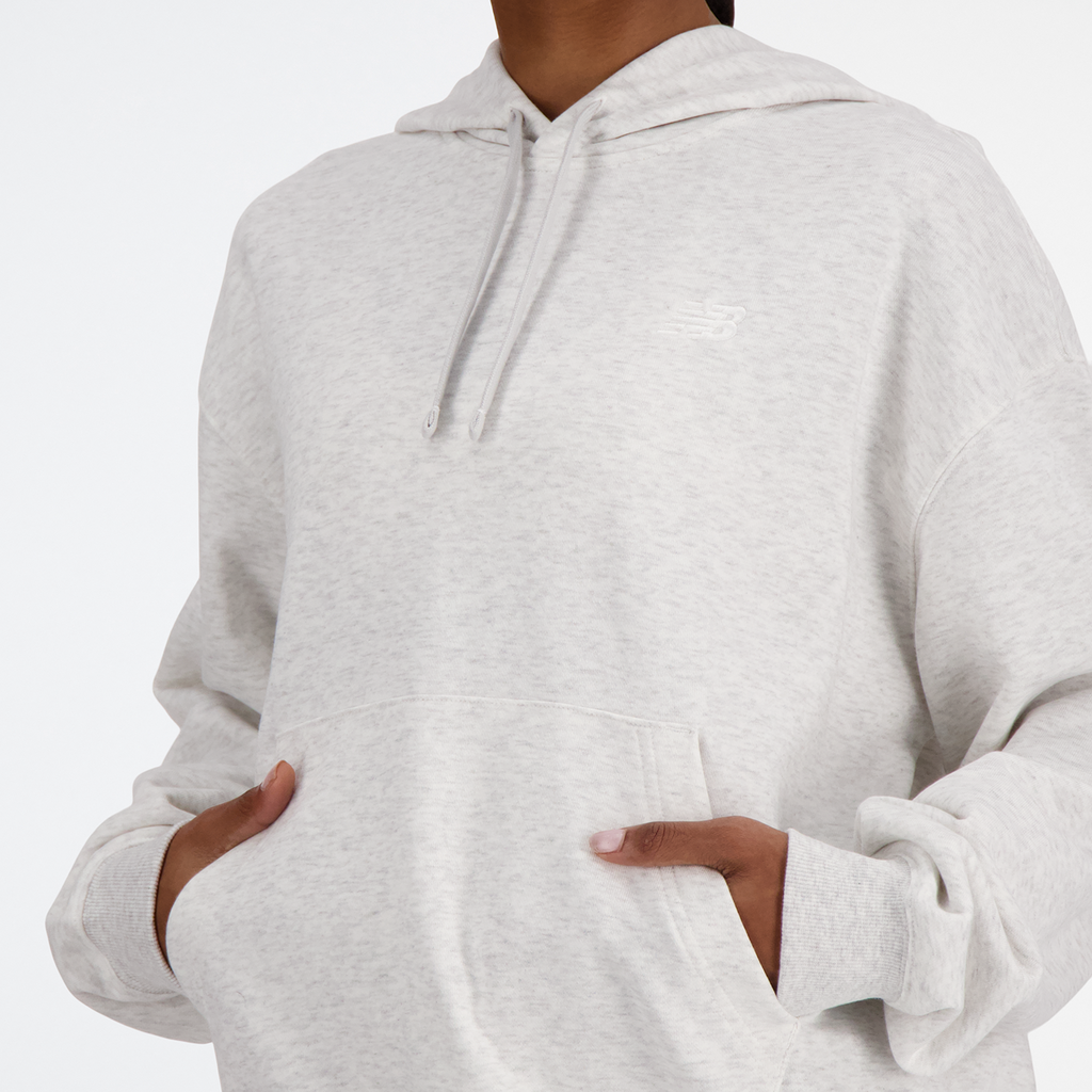 New Balance W Sport Essentials French Terry Small Logo Hoodie in GRAU