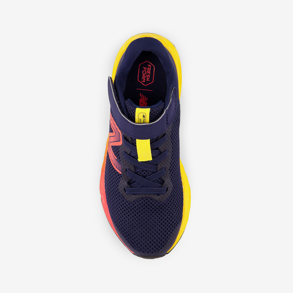 New Balance Arishi v4 Bungee Laufschuhe in MEHRFARBIG
